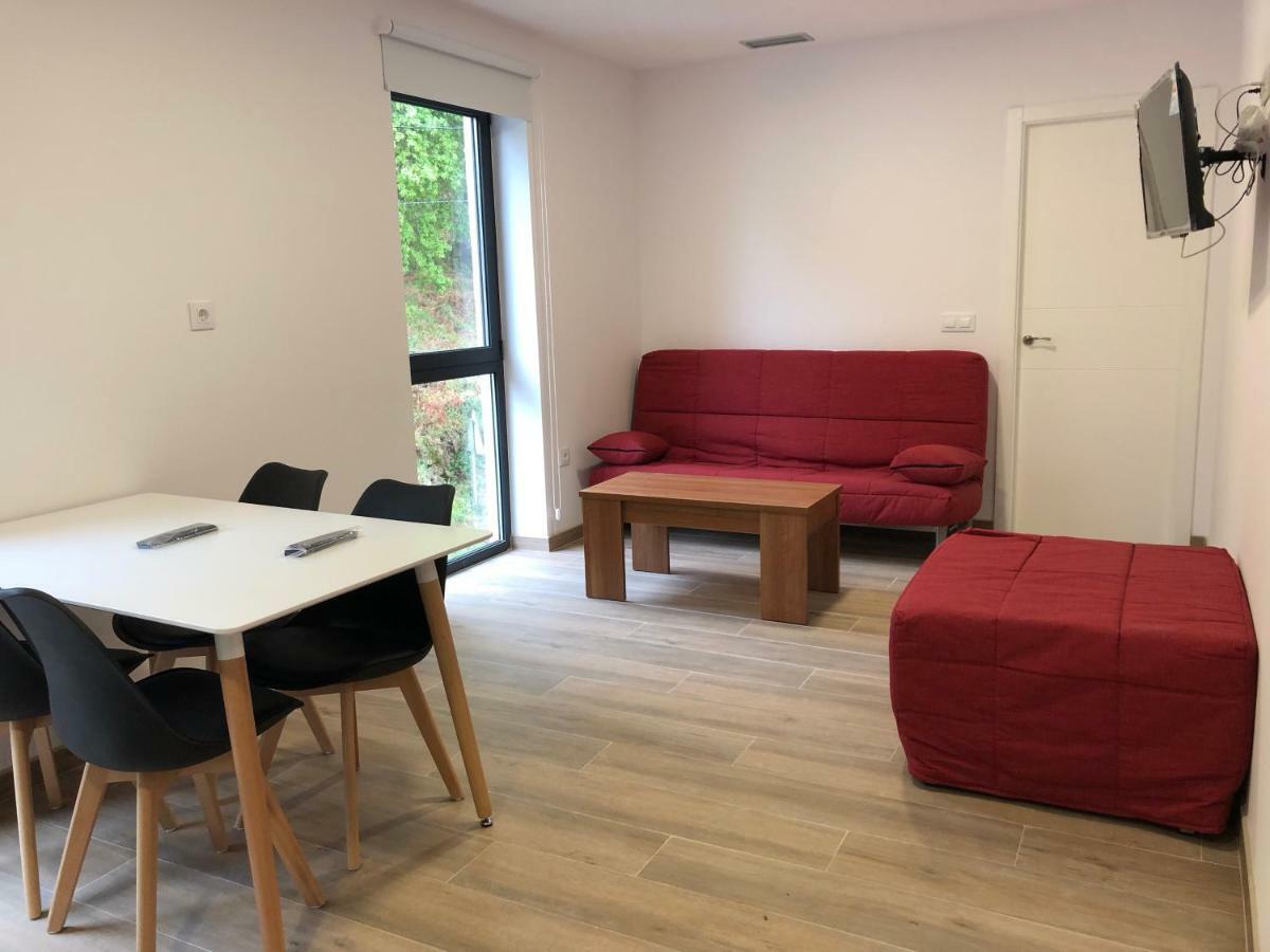 Apartamentos Compostela 로비오스 외부 사진