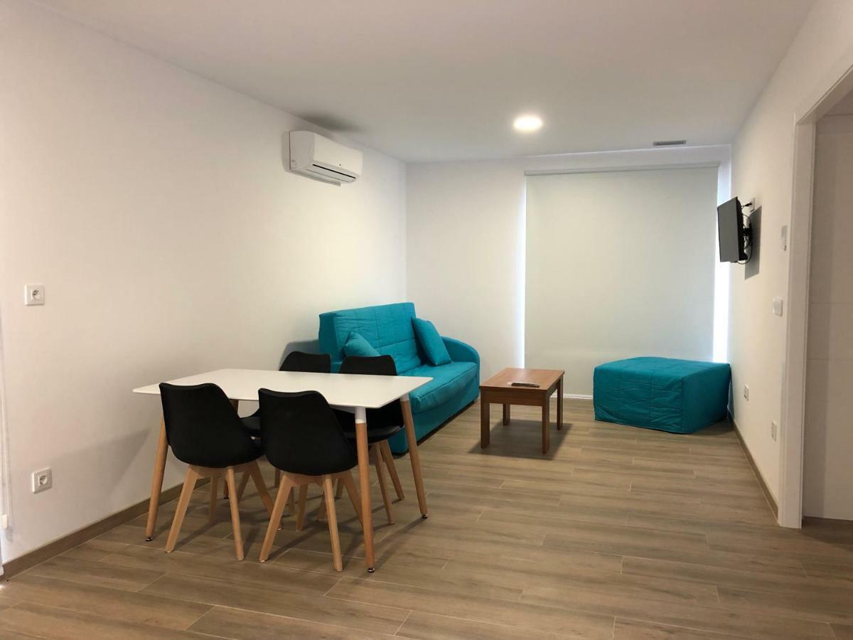 Apartamentos Compostela 로비오스 외부 사진