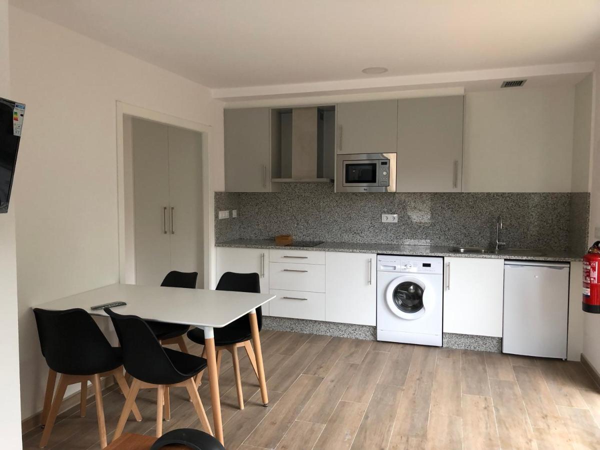 Apartamentos Compostela 로비오스 외부 사진